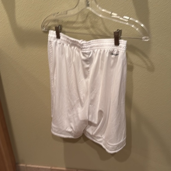 Adidas White Athletic Shorts Lightweight Mesh womans size Medium - Picture 10 of 10